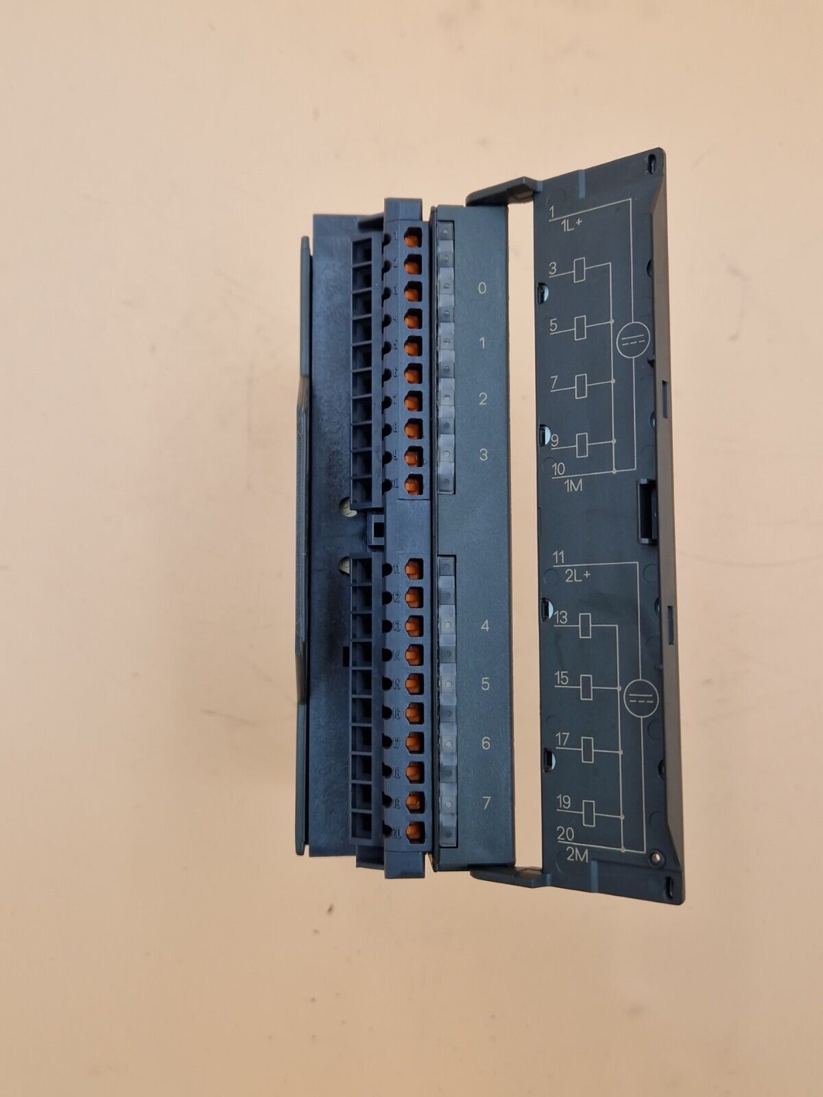 Siemens 6ES7 322-1BF01-0AA0 Simatic S7 6ES7322-1BF01-0AA0