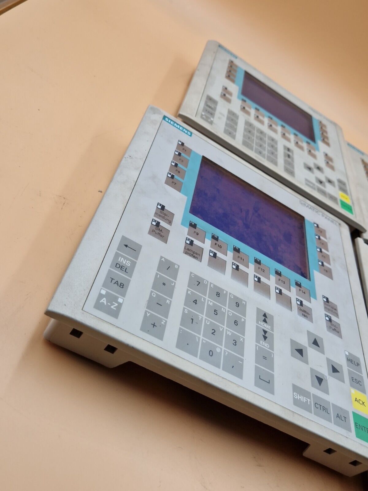 4 X SIEMENS Operator Panel 6AV6542-0BB15-2AX0 (BUNDLE 5)