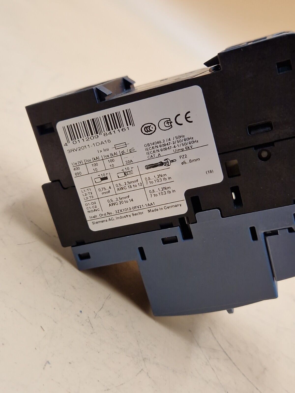 Siemens 3RV2011-1DA15 / 3RV 2011-1DA15 Leitungsschutzschalter / Circuit Breaker