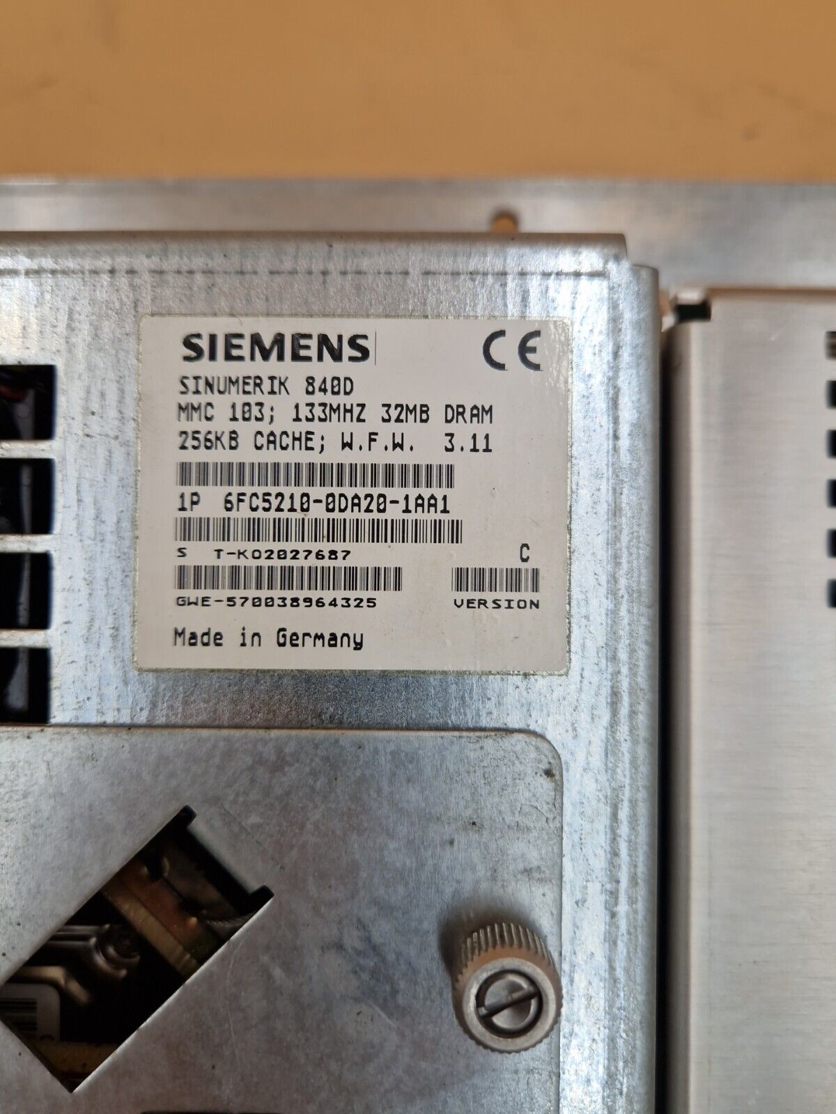 Siemens SINUMERIK 840D 6FC5210-0DA20-2AA1   6FC5 210-0DA20-2AA1 Ver: C -used-