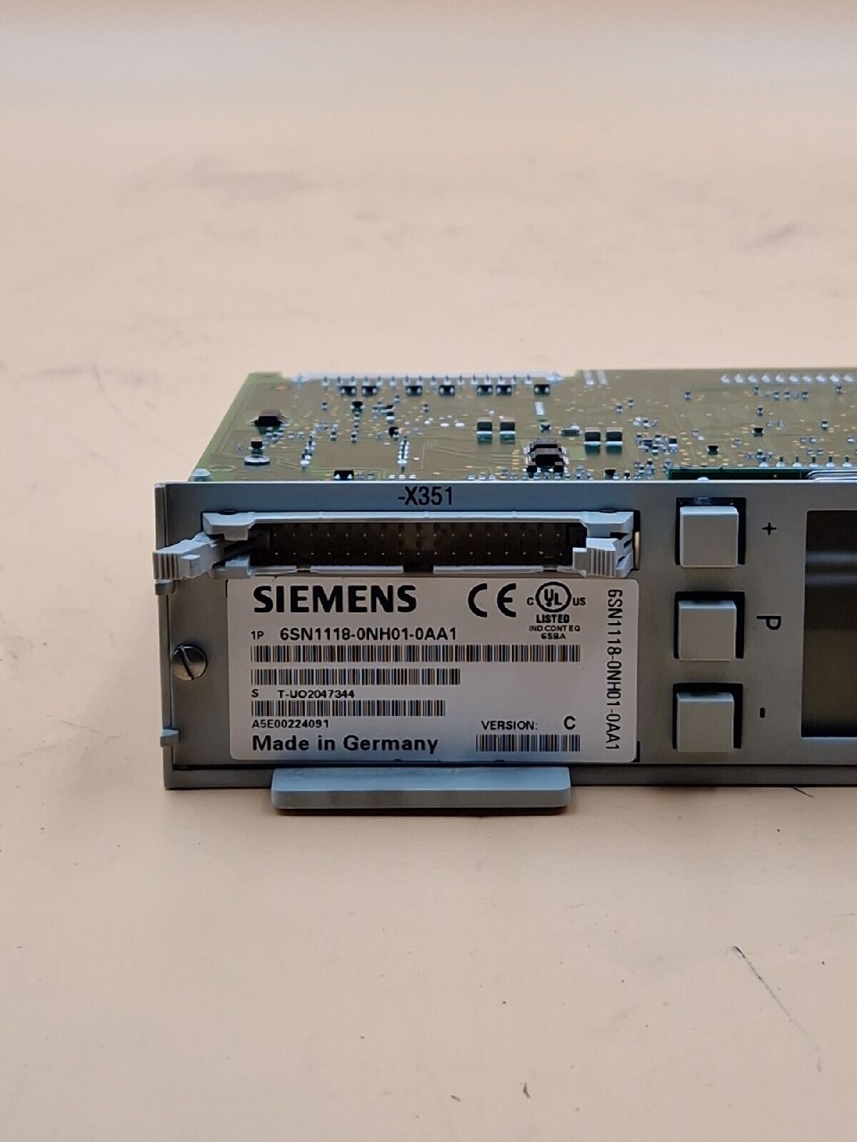 Siemens 6SN1118-0NH01-0AA1 Simodrive Regelungseinschub Version: C