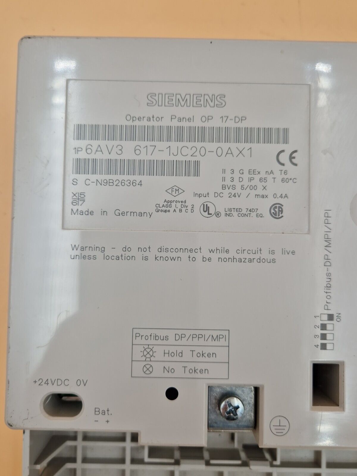 SIEMENS 6AV3617-1JC20-0AX1 OPERATOR PANEL OP 17-DP -used-