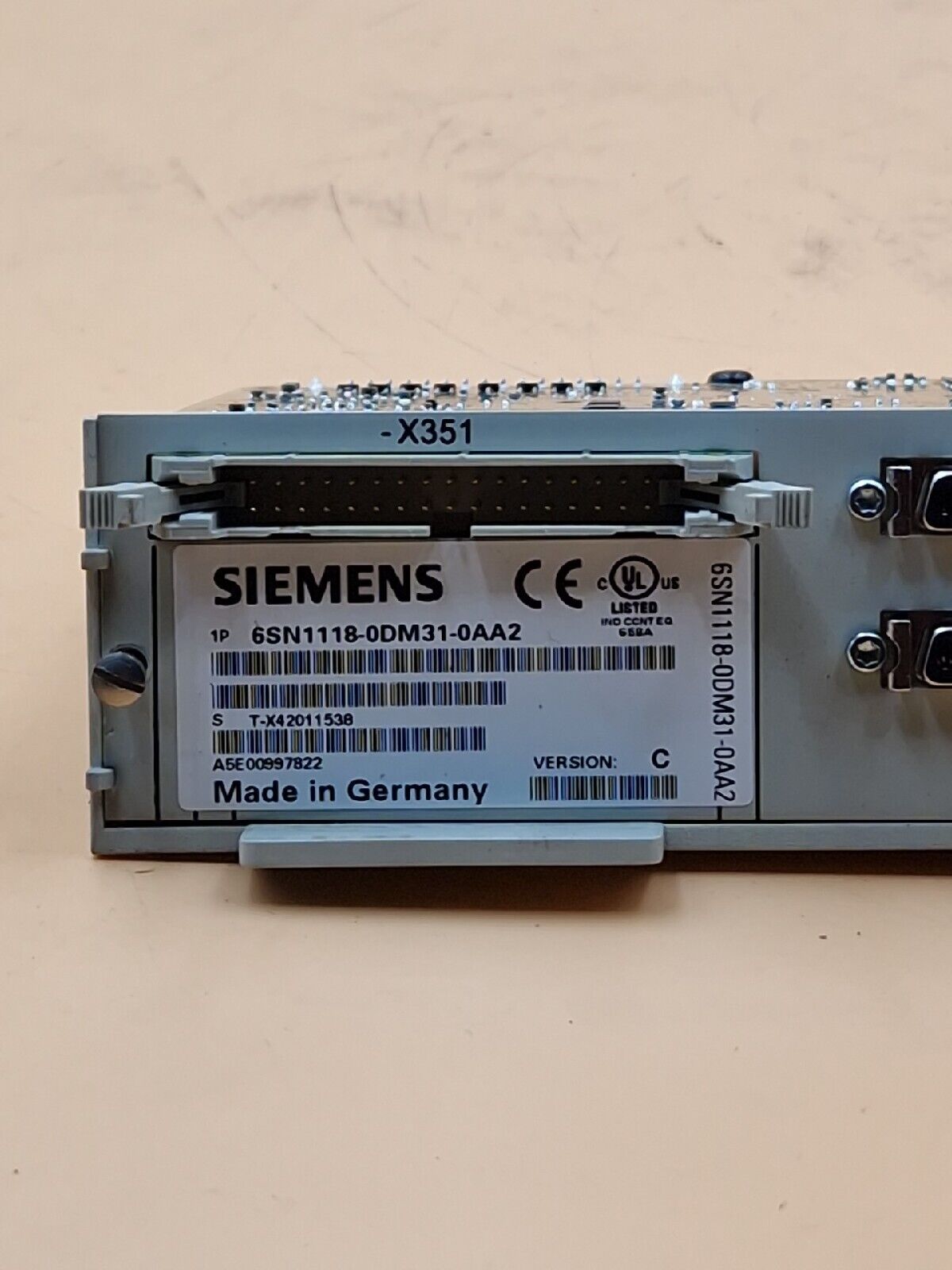 Siemens 6SN1118-0DM31-0AA2 Simodrive 611 Digital Control Loop Block VER C