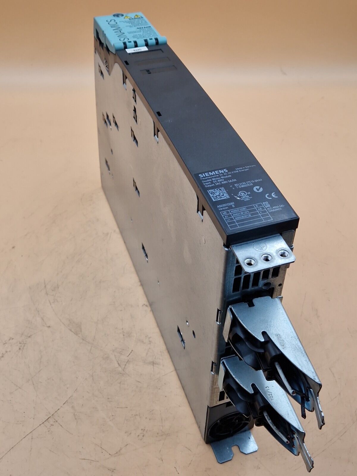 Siemens 6SL3120-2TE15-0AA4 / 6SL 3120-2TE15-0AA4 Sinamics Double Motor Module