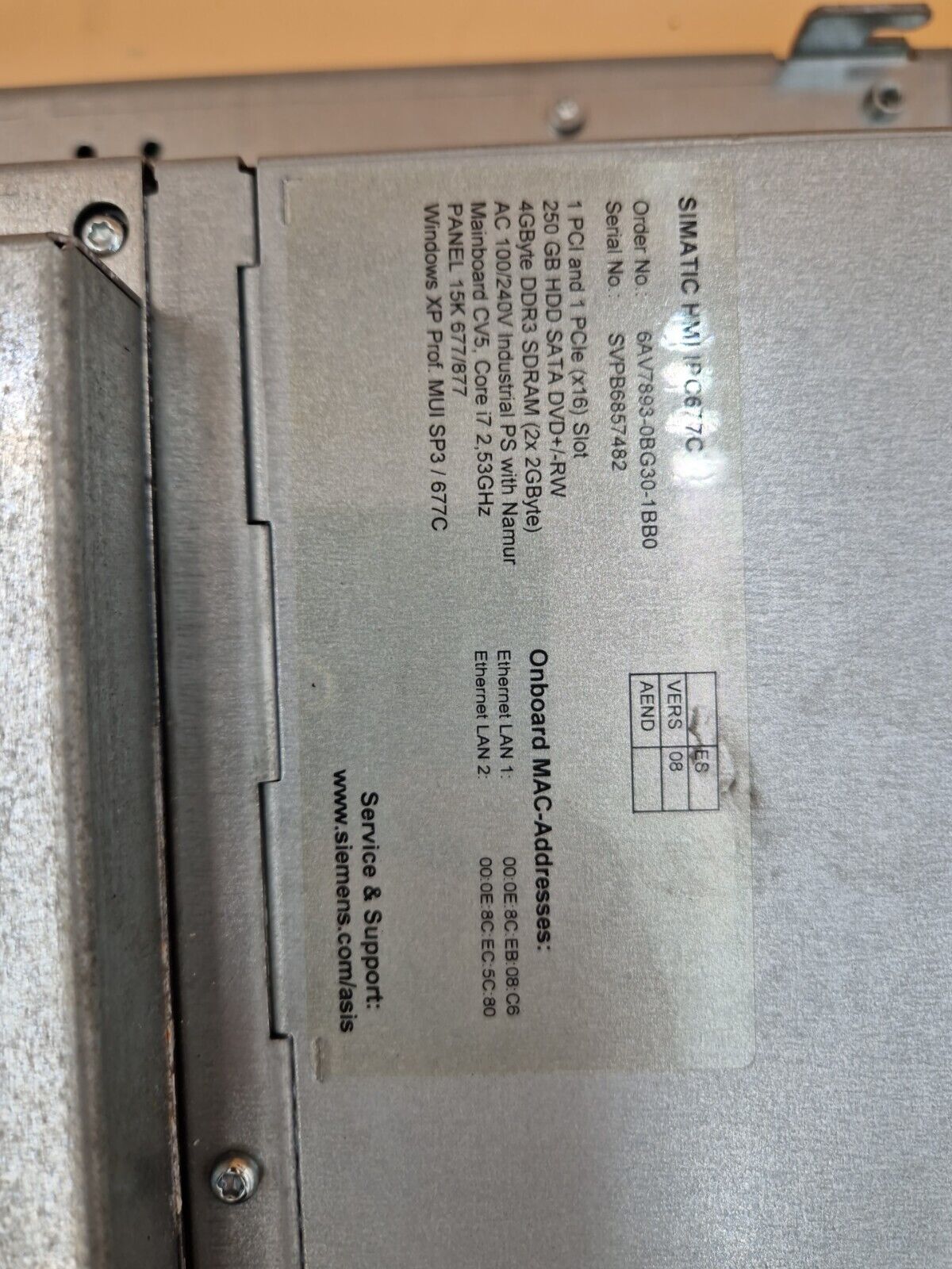 Siemens 6AV7892-0BG30-1BB0  SIMATIC HMI IPC677C (PANEL PC)