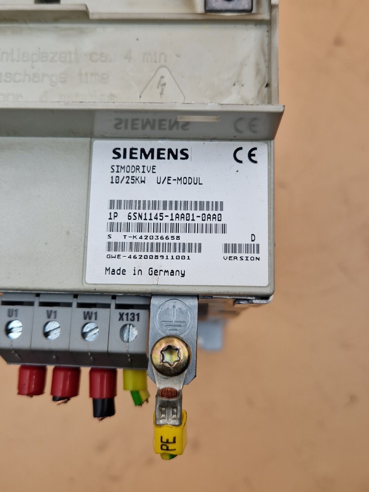 SIEMENS Simodrive 611 Einspeisemodul 10/25 KW 6SN1145-1AA01-0AA0 Ver D